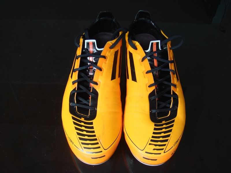 Thanh lý giày chính hãng