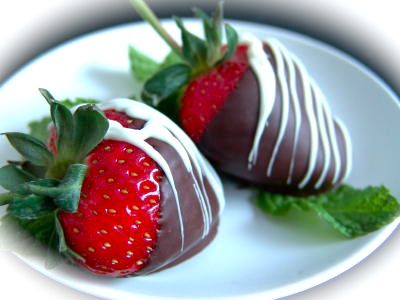chocolate covered strawberries photo: Chocolate Covered Strawberries ChocolateCoveredStrawberries.jpg