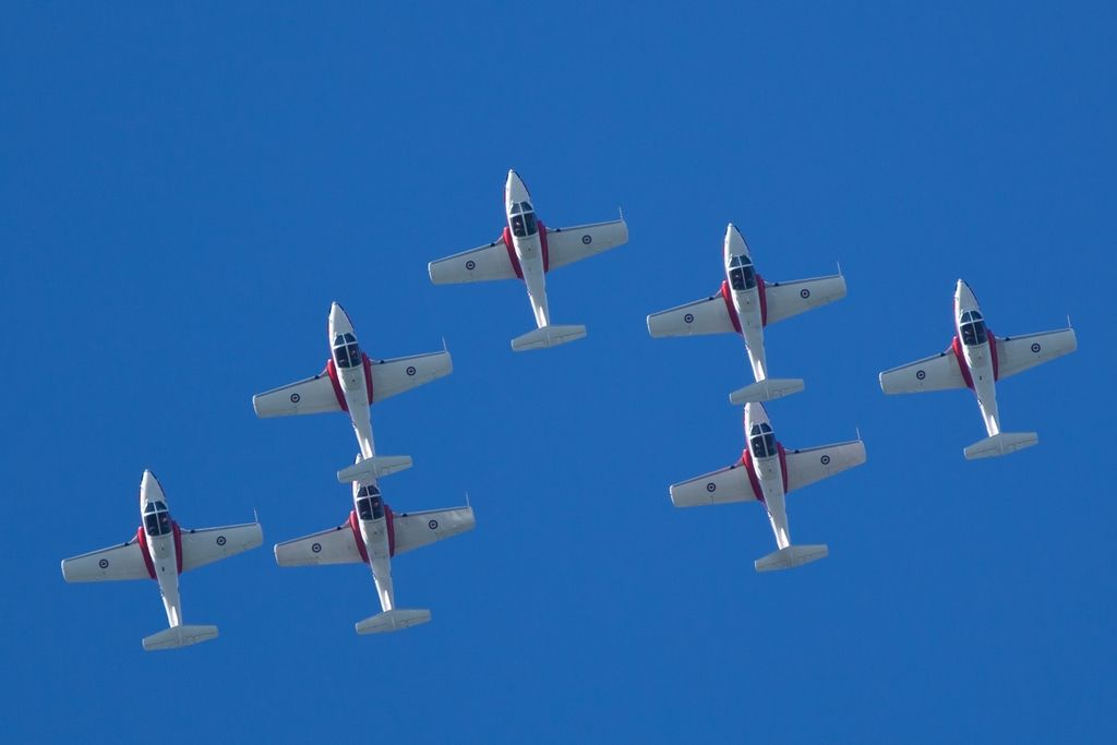 IMAGE: http://i1148.photobucket.com/albums/o576/ripcard/Wings%20Over%20Gatineau%202012/WingsOverGatineau2012Select_00111.jpg