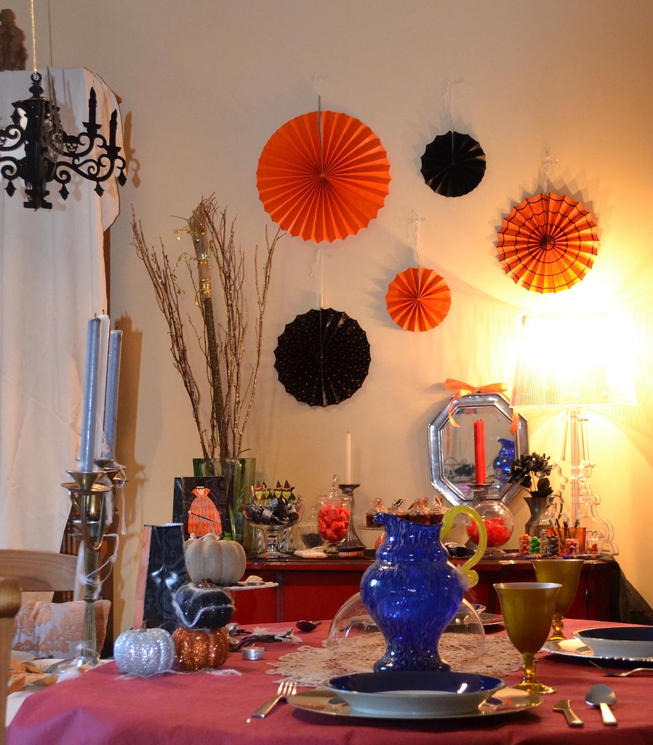  photo halloween-mesa-dulces-sweet-table-decoracioacuten-ideas-naranja-negro-chic11_zps568e3910.jpg